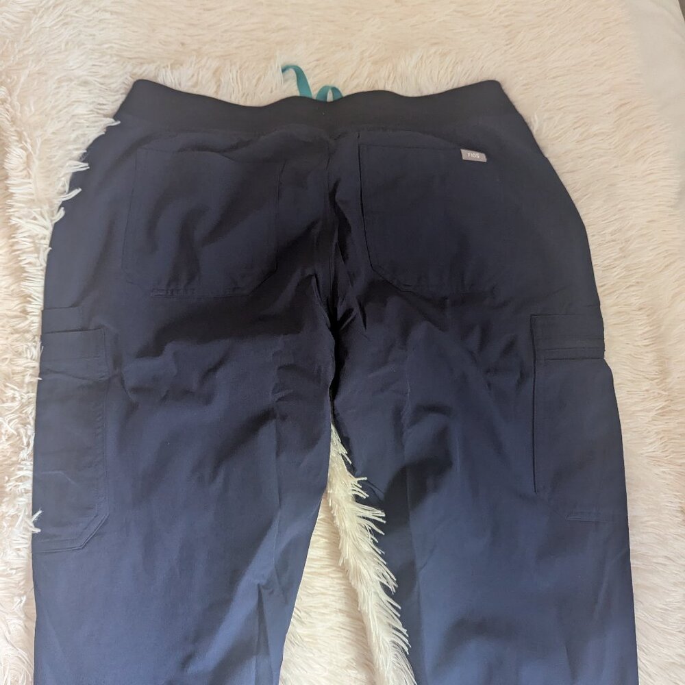 Figs Navy scrub pants